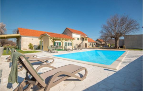 4 Bedroom Lovely Home In Ljubotic